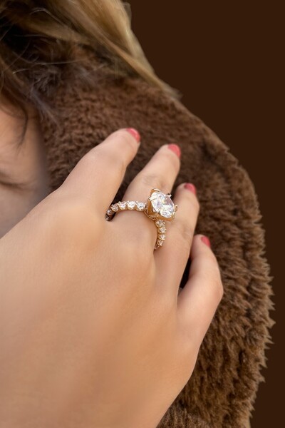 Altınaşkı Tektaş Altın Yüzük