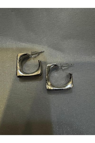 HERA Square Earrings
