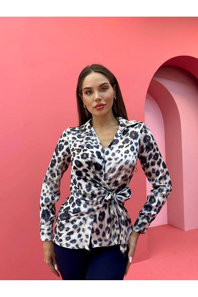 STEPS Side Knotted Leo Pattern Satin Blouse