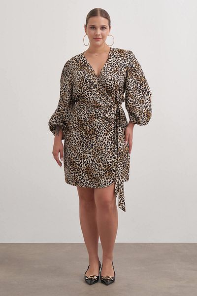 MYLİNE Belted Leopard Dress