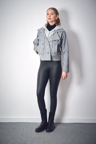 Fulla Moda Λεπτομερές παλτό με κουκούλα με κουμπιά
