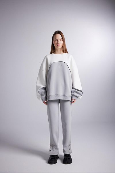 HOLLY LOLLY Erhöhter 3-Faden-Stoff mit Druckknopfverschluss, elastisch, gerader Schnitt, Nola-Jogginghose, Grau
