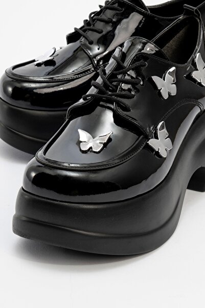 LuviShoes Dámske ležérne topánky na klinovom opätku s klinovým podpätkom, šnurovacia motýľová spona v čiernej farbe Vaness