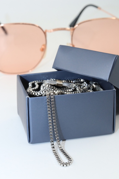 KEEBA Çelik Gümüş Renk. Gözlük Zinciri. Özel Tasarım Steel. Gözlük Ipi. Gözlü...