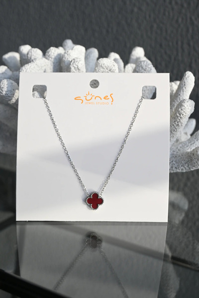 Stilmate Steel Silver Claret Red Clover Necklace