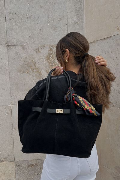 minebag Dámská kabelka přes rameno Else Black Suede s páskem