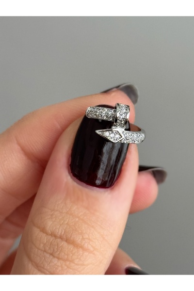 MioArt Çivi Model Kıkırdak Küpe