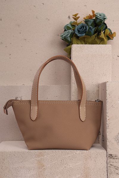 weem bag Стилна чанта Weembag 164 с мини дръжки на точки