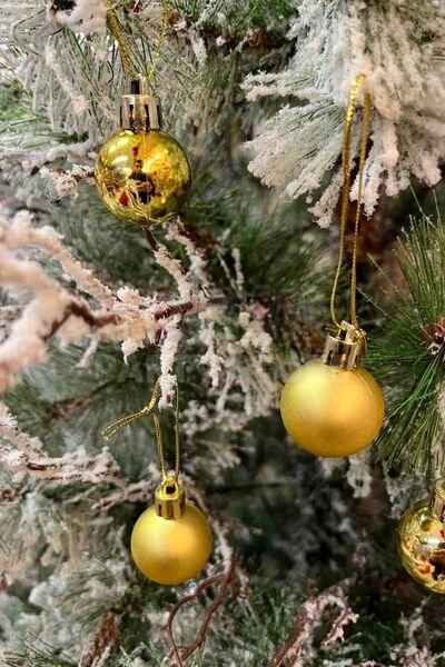 Huzur Party Store Γυαλιστερή ματ χρυσή μπάλα 3 εκ. για την Πρωτοχρονιά - Πακέτο 6 τεμαχίων Πεύκο Ξανθό