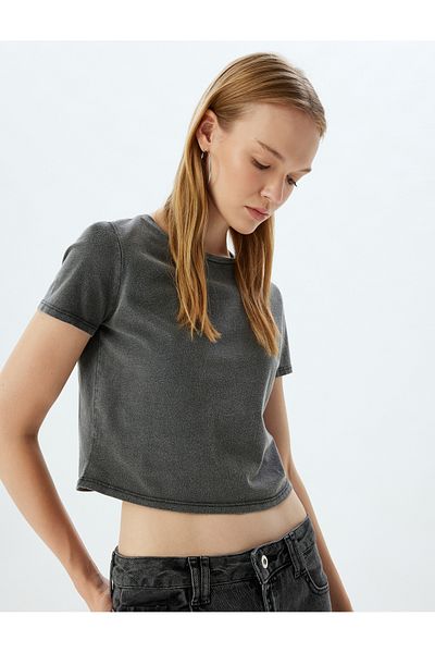Koton Crew Neck Crop T-shirt - Short Sleeve, Slim Fit, Washable