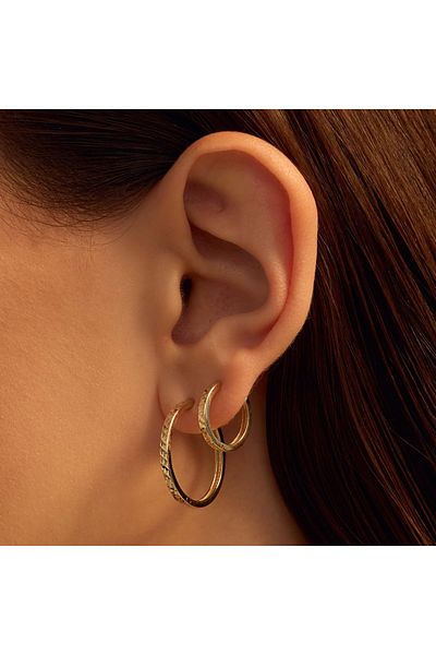 Beloro Jewels Quadrilatero D'ora Andria Creolen aus 9 Karat Gold mit Diamantschliff Bo360088