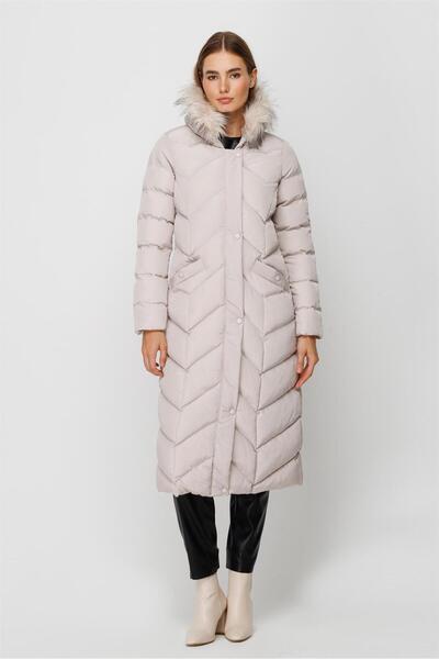 Esswaap Verev Dikiş Detaylı Kapişon Kenarı Kürk Detaylı Dolgulu Kaban Ekru