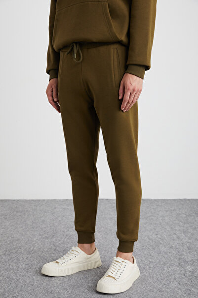 GRIMELANGE Ανδρικό παντελόνι Jogger Khaki από οργανικό βαμβάκι Hakone με φλις εσωτερικά και ριμπ τσέπες στο πόδι