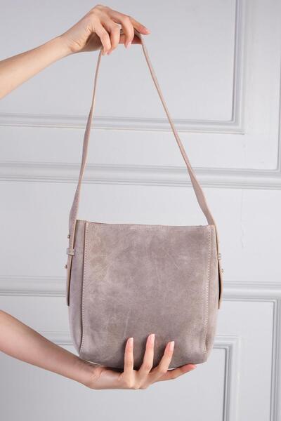 Mio Gusto Dámská taška přes rameno z pravé semišové norkové barvy