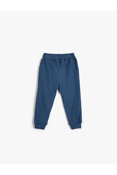 Koton Strukturierte Basic-Jogginghose – Taillendesign mit Kordelzug