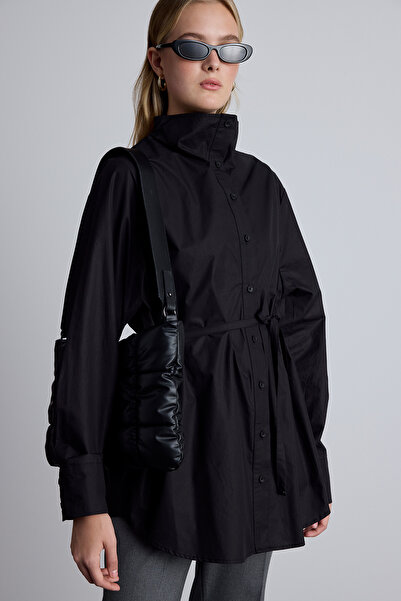 Manuka Černá košile s vysokým límcem