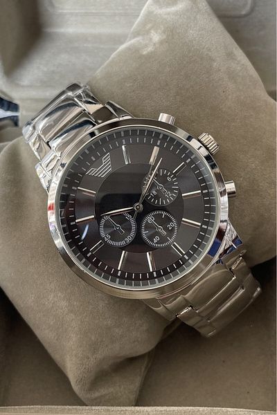 Leerybee Modern Men's Choice: The Most Stylish Wristwatches!