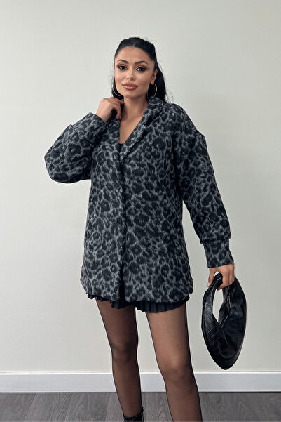giyimmasalı Leopard Patterned Stitched Fabric Coat - Black