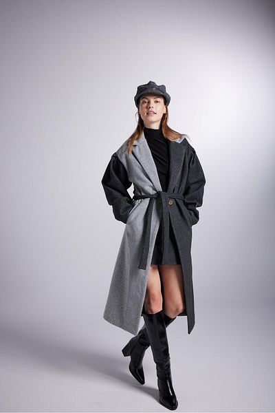 HOLLY LOLLY Belted Single Button Double Color Long Cuff Mira Coat Black