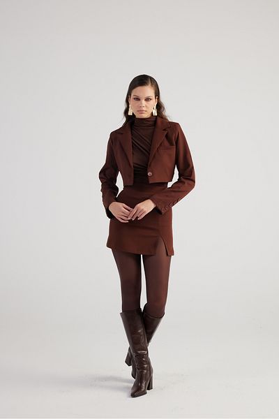 HOLLY LOLLY Vycpaná bunda Atlas Fabric Crop Model Panky Jacket Brown