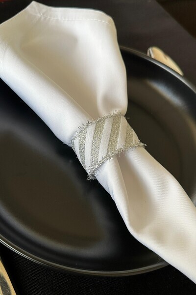 FANTASTIC Set of 6 Handmade Woven Napkins - White-Silver Glitter Fringed, 6 Pcs Napkin Rings