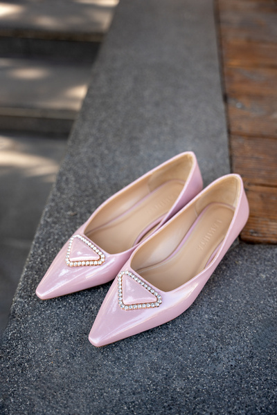 LAMİNTA Polly Powder Pointed Toe Women's Ballerinas with Stone Accessory Detail