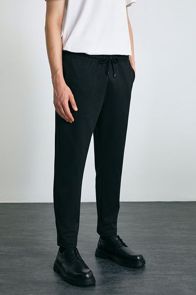 GRIMELANGE HUXLEY Herrenhose mit normaler Schlauchbeine, normaler Schnürung an der Taille, schwarze Hose aus Bio-Baumwolle mit Seitentaschen