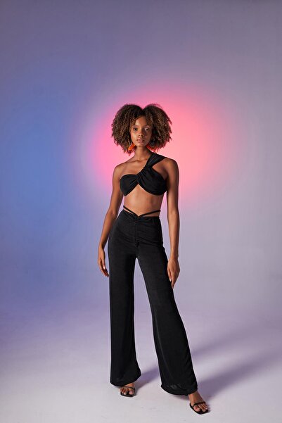 HOLLY LOLLY Beatrice Crop Black