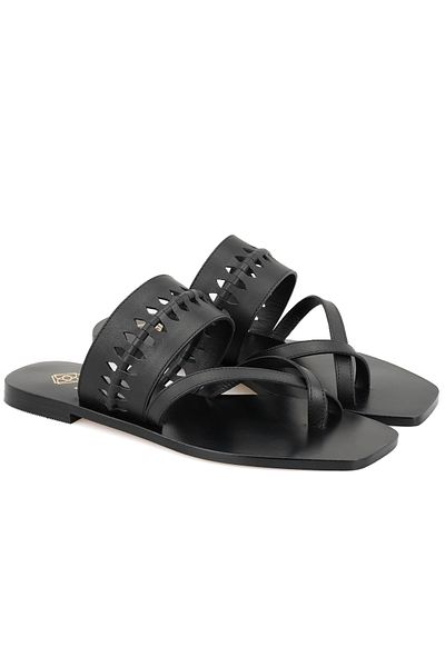 Desa Women's Black Flip-Flop Leather Slippers