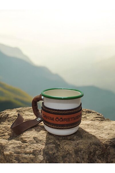 Made in Craft Kişiye Özel Deri İşlemeli Orta Boy Emaye Kupa Bardak