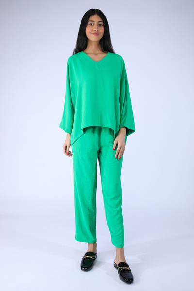 RİNA بنطلون كاجوال من Skm باللون الأخضر