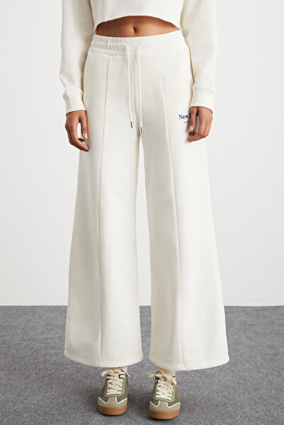 ETHIQUET VIELKA Γυναικείο Φούτερ από οργανικό βαμβάκι με επένδυση fleece ραβδώσεις και λεπτομέρεια κεντήματος σε εκρού χρώμα