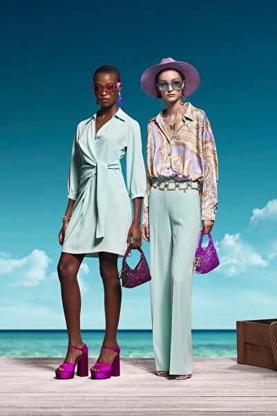 EXPLOSION Desenli Saten Yakalı Bluz