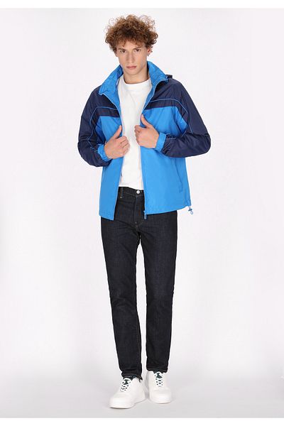 Mo Jacke