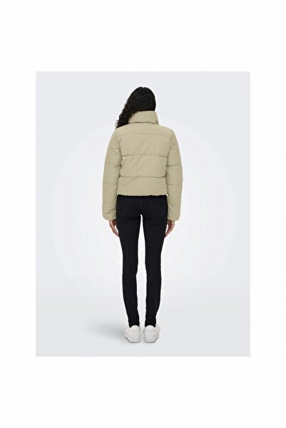 ONLY 15205371 ONLDOLLY КЪСА ПУХЕНА ЯКЕТА OTW NOOS