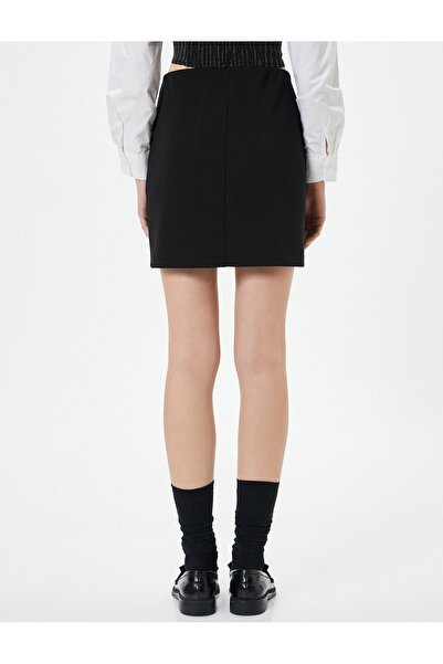 Koton Normál derék miniszoknya - hasított részlet