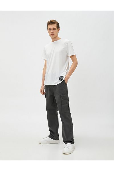 Koton Cargohose aus Baumwolle mit geknöpften Taschen und detaillierten Details