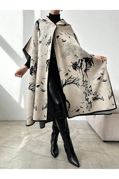 sportiness Women's Hooded Print Knitwear Poncho