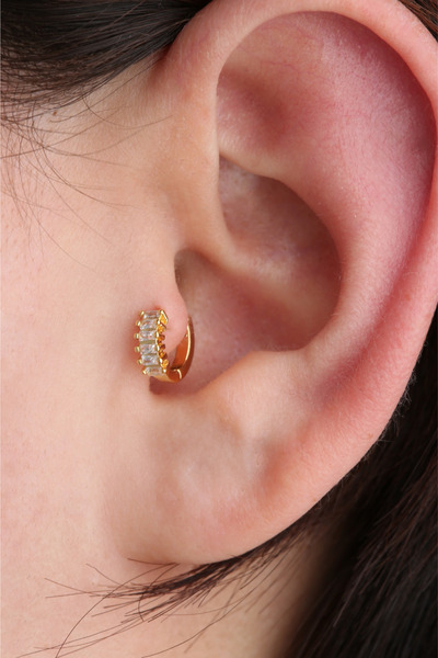 VLM AKSESUAR Taşlı Halka Tragus Helix Cerrahi Çelik Piercing (6mm)