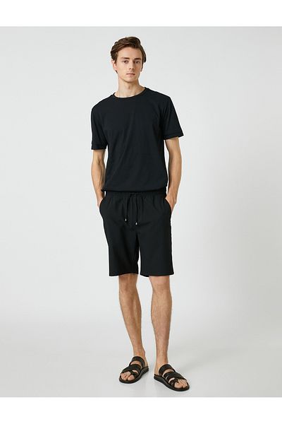 Koton Basic-Webshorts mit Spitzenbund und Taschendetail