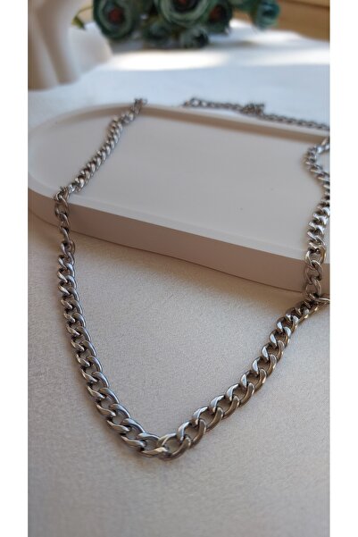 nevamor قلادة طويلة سميكة من الفولاذ باللون الفضي