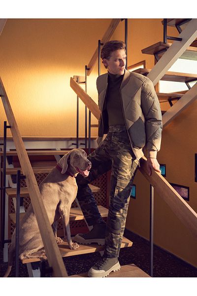 Koton Camouflage-Hose mit Knöpfen und Taschendetail
