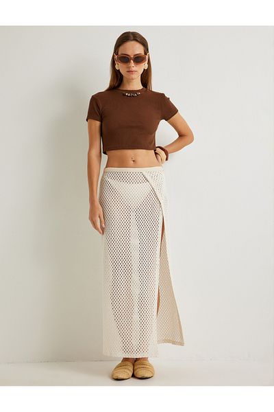 Koton Μπλουζάκι Viscose Crop με πέτρινη λεπτομέρεια - κοντό μανίκι, λαιμόκοψη