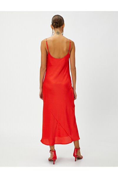 Koton Saténové večerní šaty v midi délce s ramínky