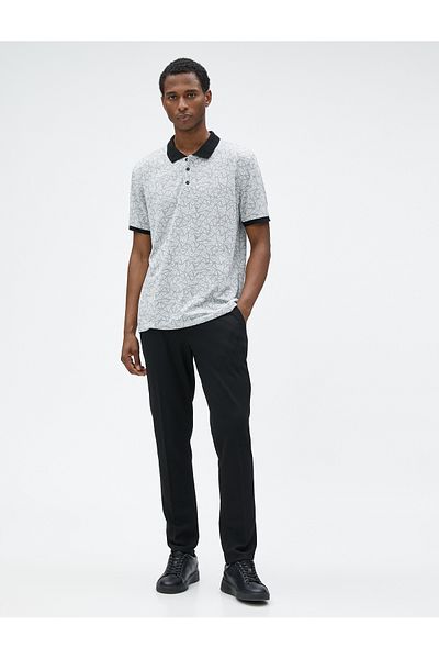 Koton T-Shirt mit Polo-Ausschnitt, geometrisch bedruckt, kurzärmlig, schmale Passform