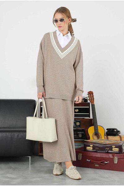 HEQA V-Neck Textured Knitwear Mink