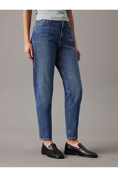 Calvin Klein Mama Jean