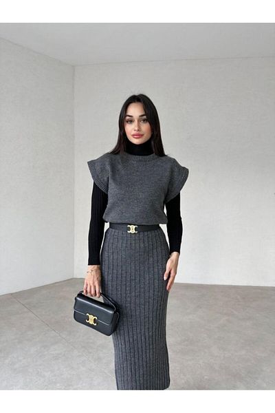 MAXMOOR Women's Vest and Skirt Knitwear Set