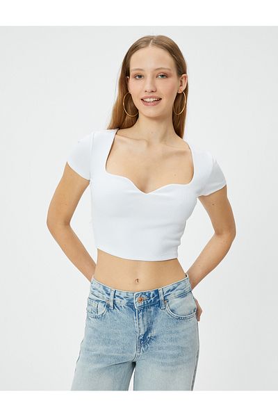 Koton Tričko se srdíčkovým límcem Crop s žebrovaným krátkým rukávem slim fit