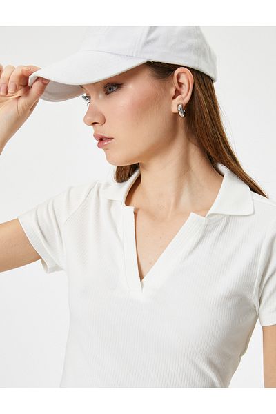 Koton Μπλουζάκι Crop Polo με λαιμόκοψη, κοντό μανίκι, βισκόζη με λεπτή εφαρμογή